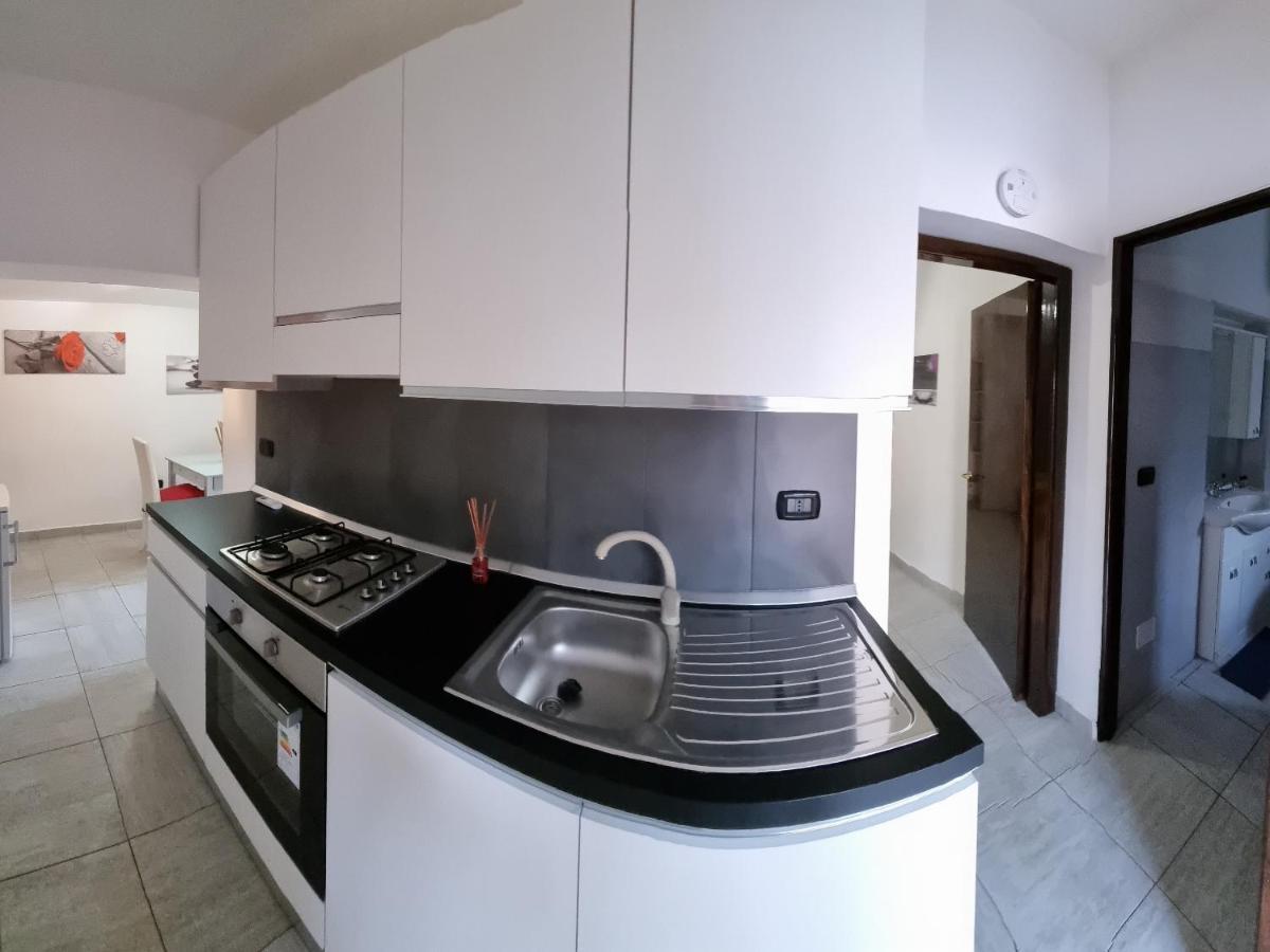 Monolocale Moreno Apartment ฟิวมิชีโน ภายนอก รูปภาพ