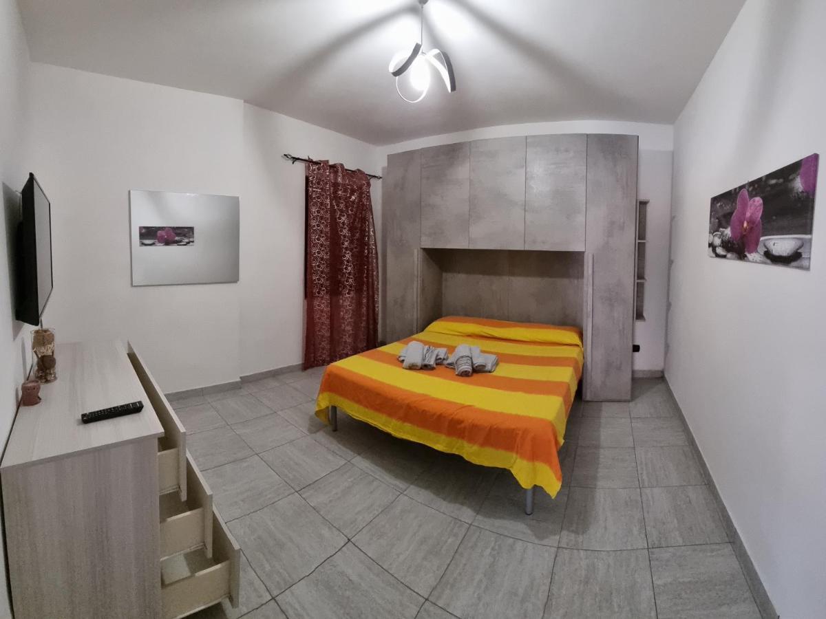 Monolocale Moreno Apartment ฟิวมิชีโน ภายนอก รูปภาพ